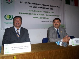 Domínguez Garay reafirmó el compromiso de la Universidad Autónoma de Zacatecas con la sociedad, para seguir formando profesionistas de alta calidad en todos los ámbitos académicos, específicamente en el caso de la de la medicina tradicional