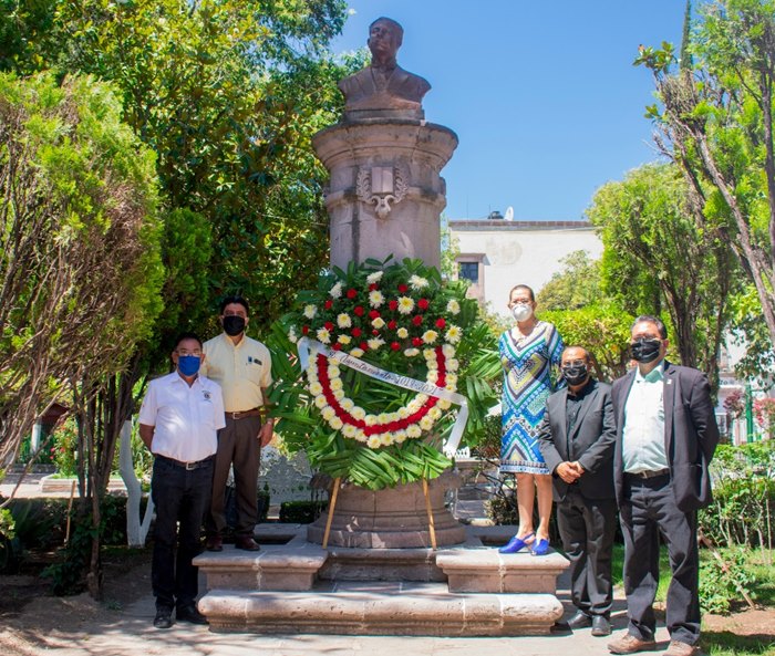 CONMEMORAN VIDA Y OBRA RAMÓN LÓPEZ VELARDE EN JEREZ